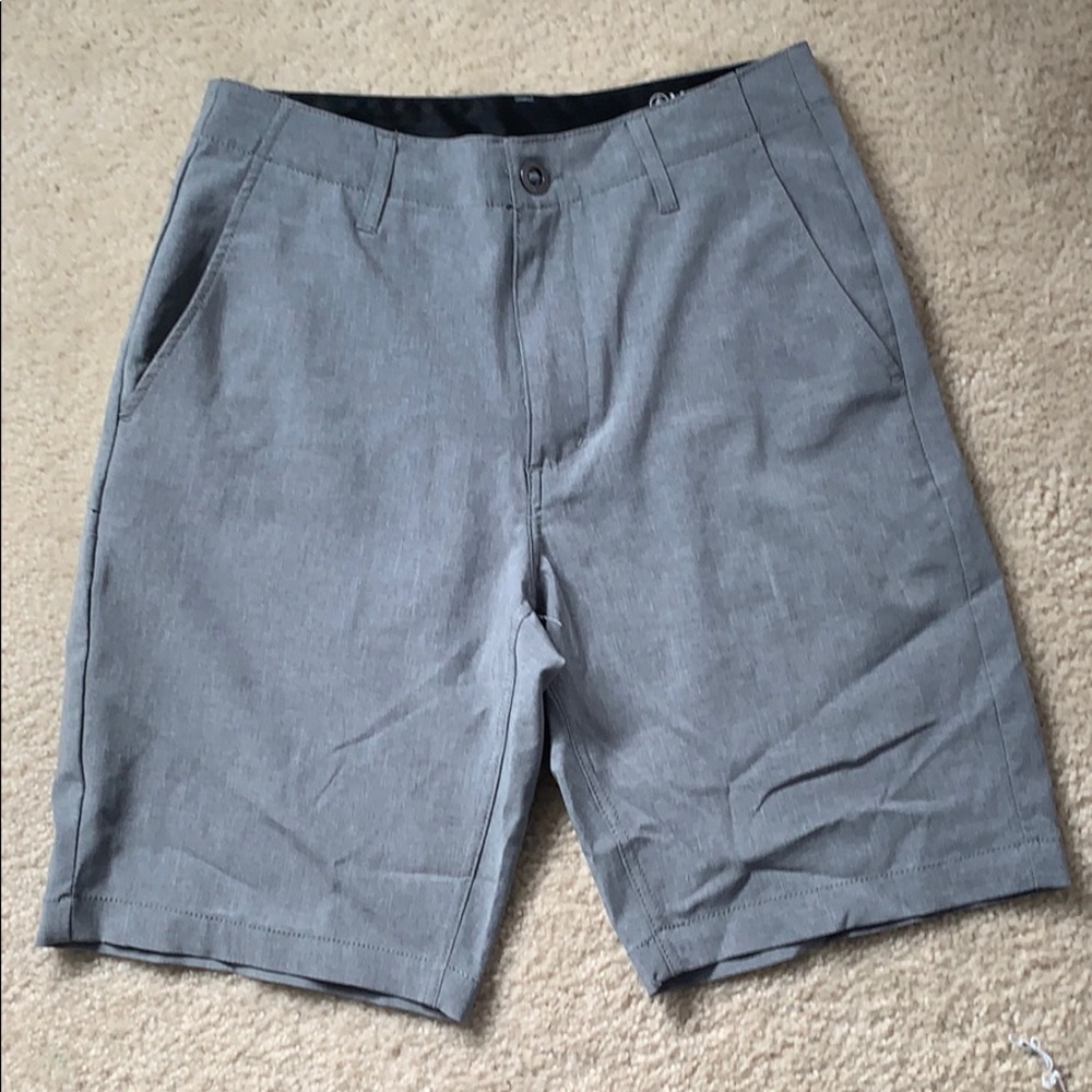 Men’s Volcom shorts